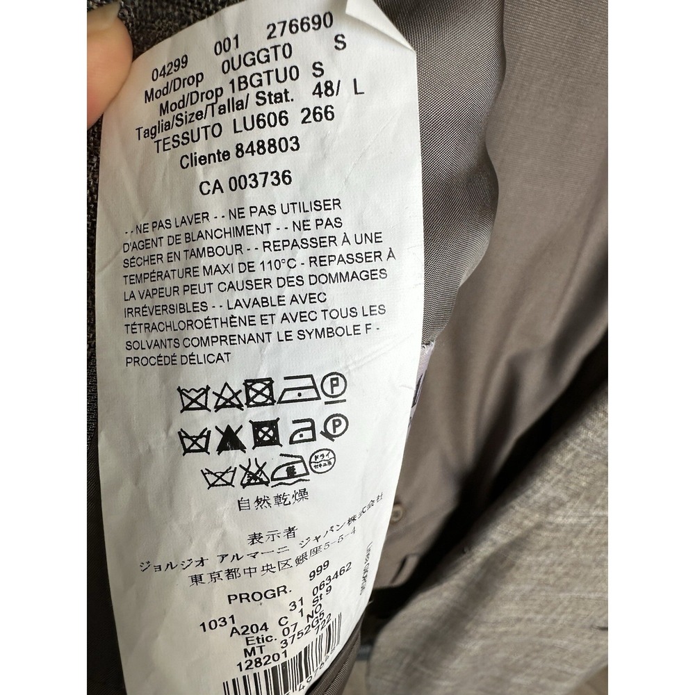 ARMANI  COLLEZIONI SU MISURA men's 2 piece suit.  Size  48L.      (s159) - Picture 10 of 16